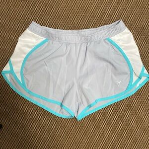 NWOT Old Navy xs active shorts
